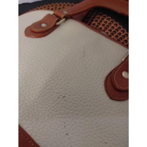 Carina Inl. Inc. Handbag - Picture 5 of 7